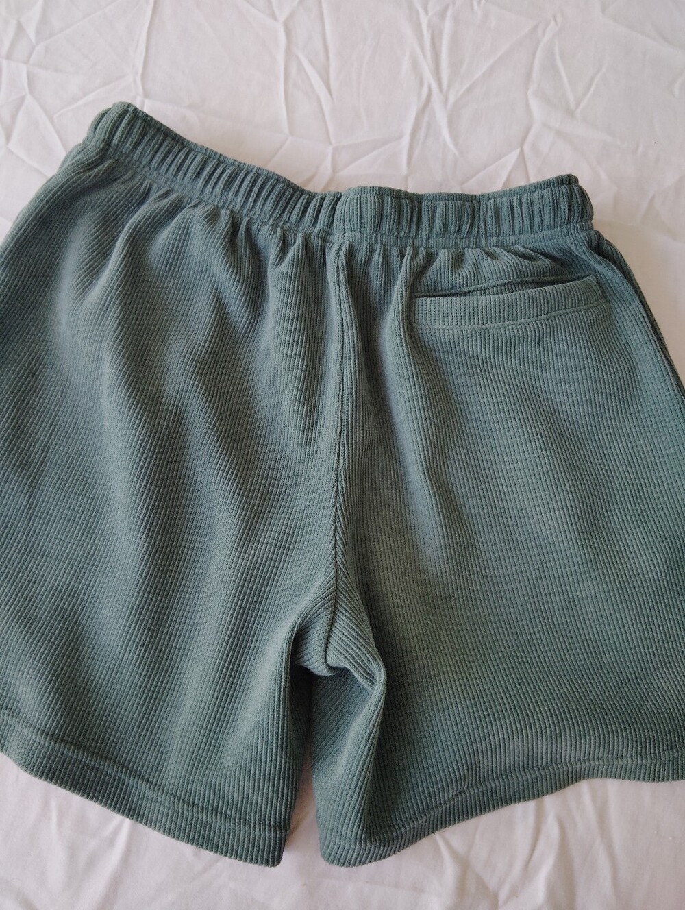Negative Space Ribbed Drawstring Shorts - Green M - Picture 6 of 6